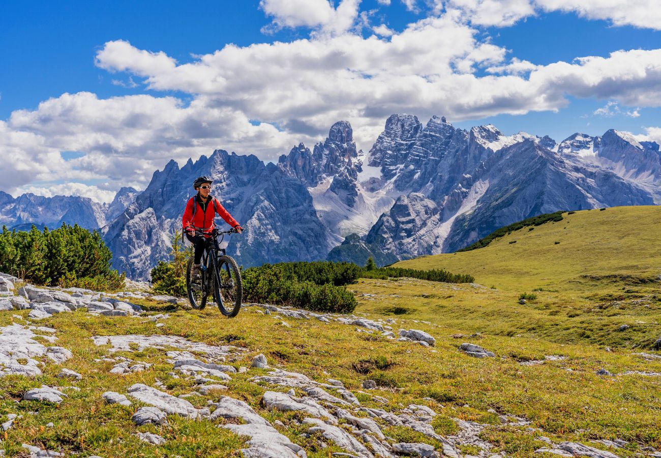 Camminando_escursioni_dolomiti Camminando_escursioni_dolomiti